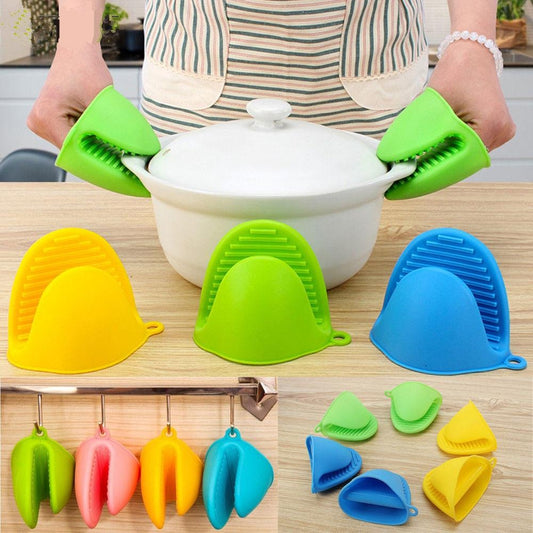 Silicone Heat Resistant Glove Clip – Non-Slip Insulation Pot & Bowl Holder, Cooking and Baking Oven Mitt (1 Pc, Random Color)