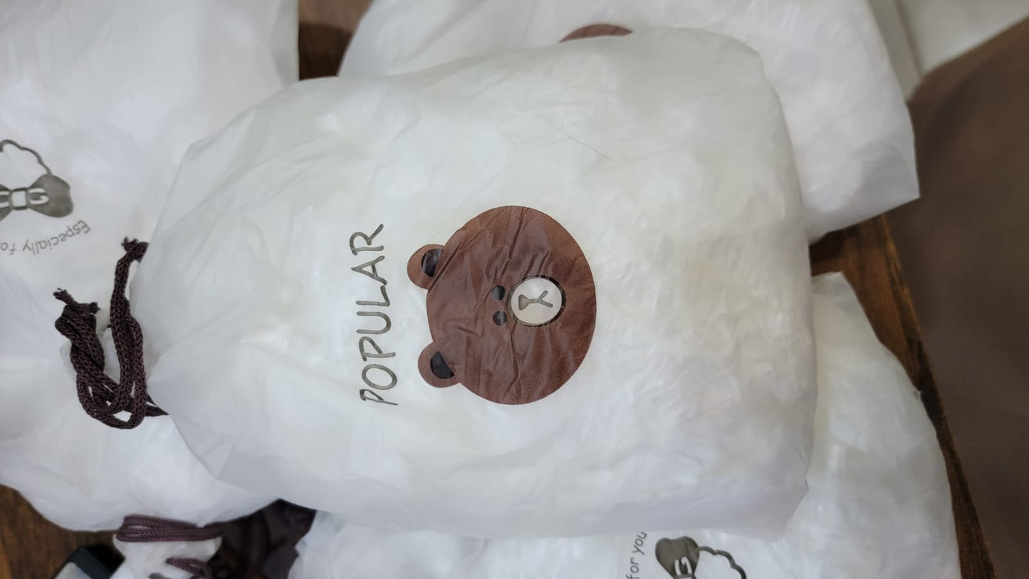 100PCs Stretchable Plastic Food Covers – Disposable Transparent Wrap for Bowls, Plates, Fruits, Vegetables – Anti-Dust, Food-Grade Cling Film.
Keep your food fresh and your kitchen clean with these 100pcs