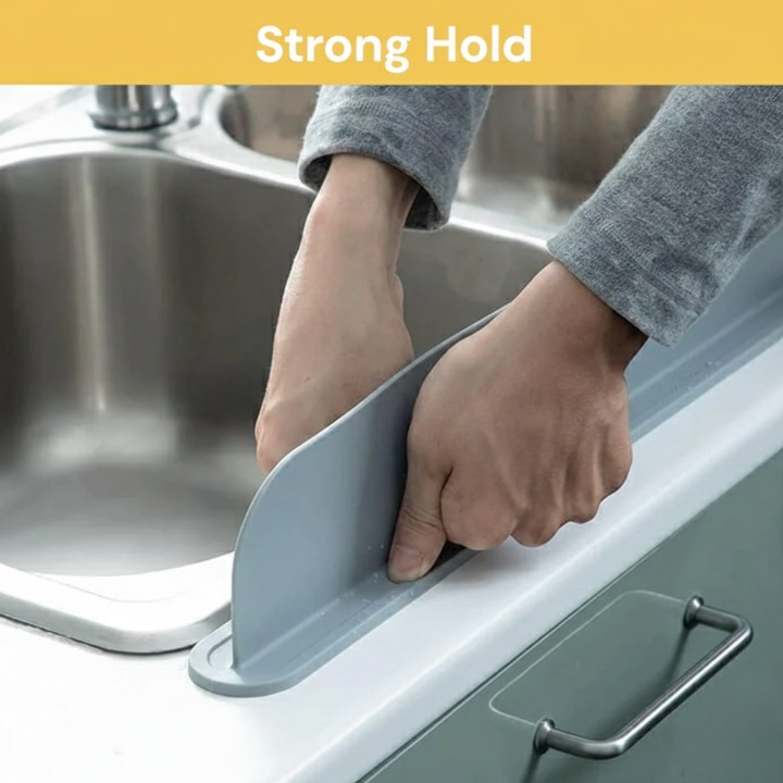 Silicone Sink Splash Guard – Flexible Water Stopper for Kitchen & Bathroom.
Keep your sink area clean and dry with this flexible Silicone Sink Splash Guard.