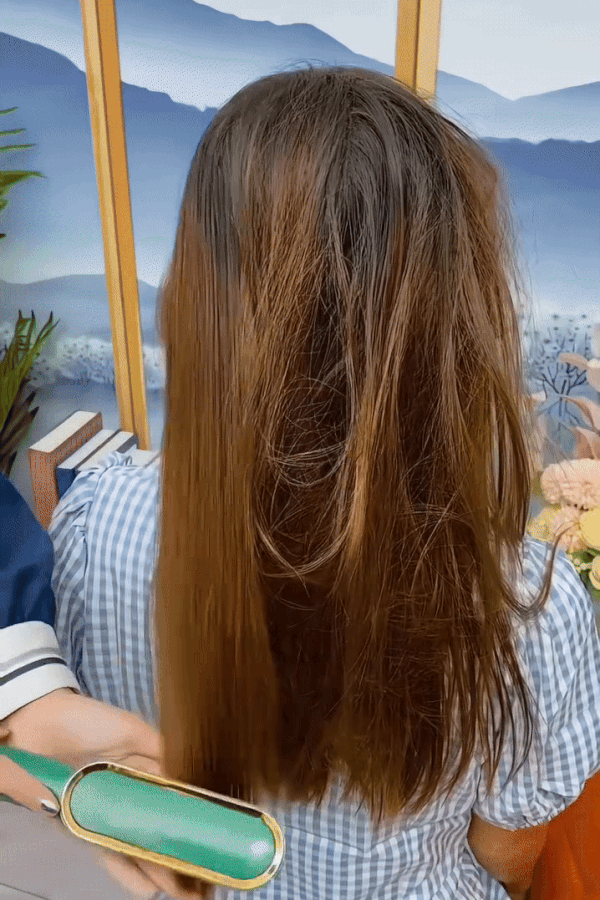 Hair Straightener Comb – 15-Sec Rapid Heat | Frizz-Free Salon Finish | Dubai UAE